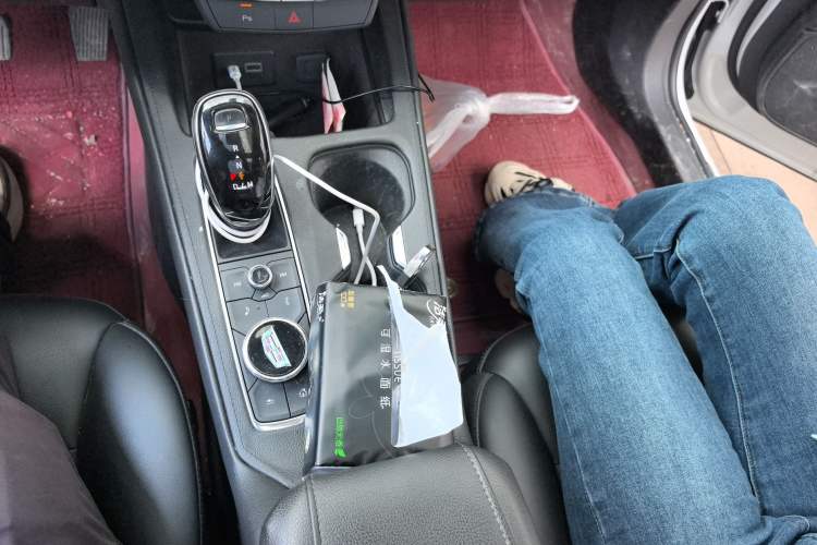 Used Cadillac XT4 2021 28T Two-Wheel Drive Tech Edition