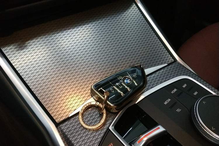 Used BMW i3 2024 eDrive 40 L Midnight Edition Vehicle Key