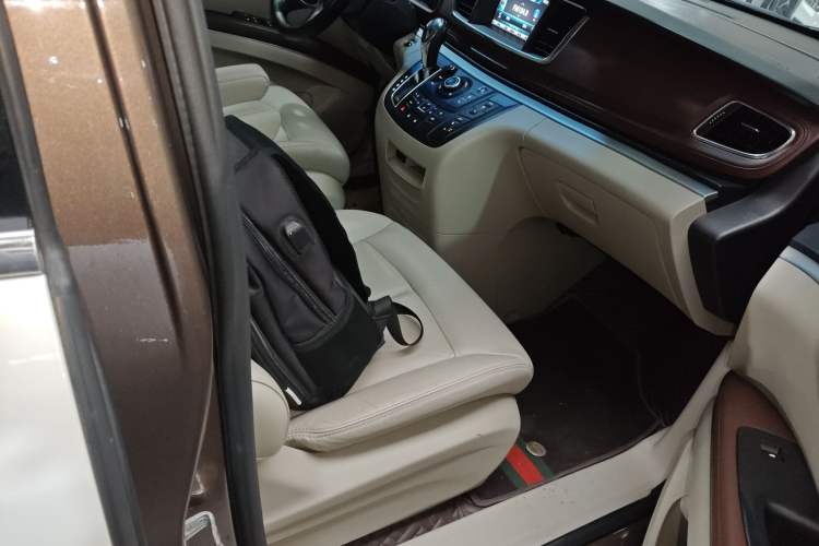 Used Buick GL8 2018 28T Luxury Model China VI Standard