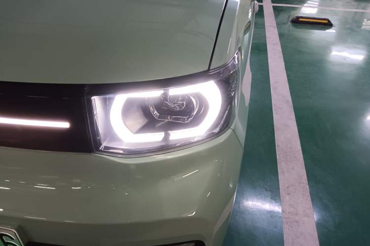 Used Wuling Hongguang MINIEV 2021 Macaron Premium Model – Lithium Iron Phosphate