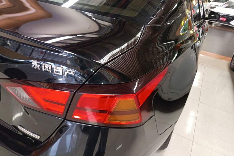 Used Nissan Teana 2019 2.0L XL Comfort Edition Right Rear Taillight