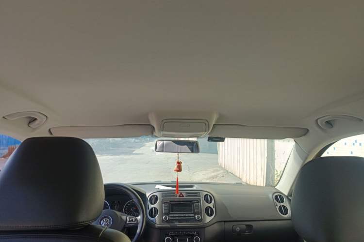 Used Volkswagen Tiguan 2012 1.8TSI Automatic Two-Wheel Drive Trend Edition Headliner