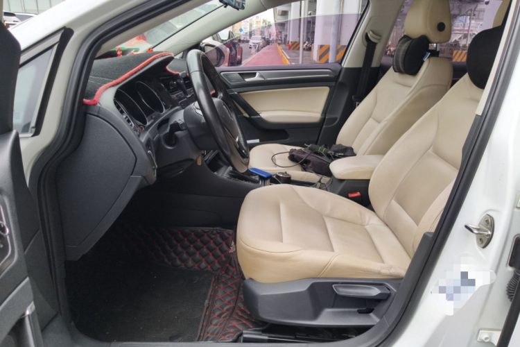 Used Volkswagen Golf 2017 230TSI Automatic Comfort Edition – Celebrating Milestone of One Million Units
