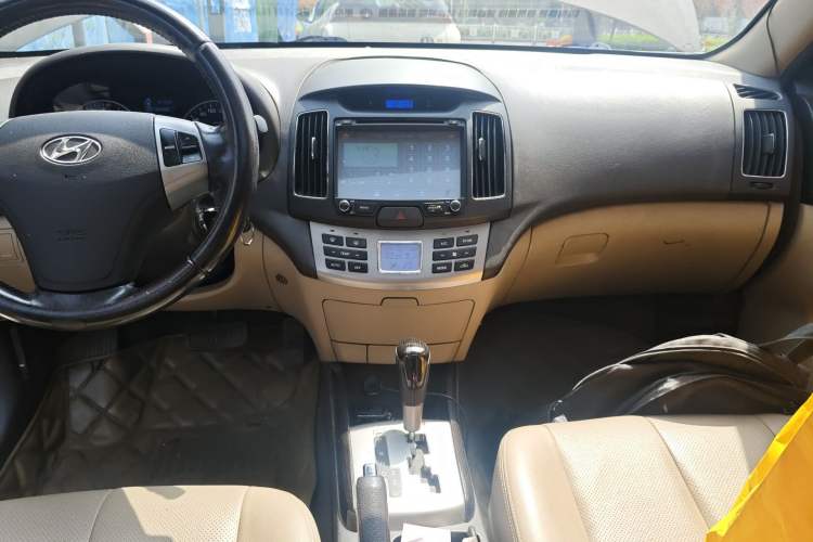 Used Hyundai Celesta 2011 1.6L Automatic Luxury Version
