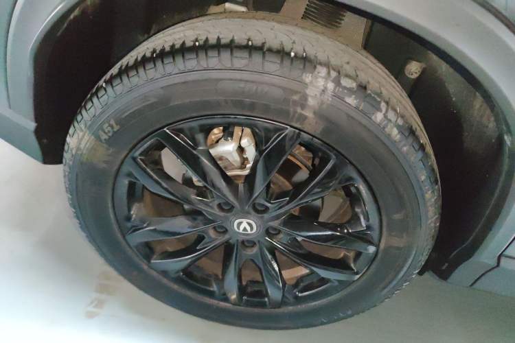 Used CHANGAN X5 PLUS 2024 1.5T DCT Pioneer Edition Right Rear Wheel Hub