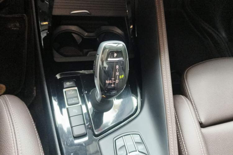 Used BMW X1 2021 sDrive20Li Premium Edition Gear Lever