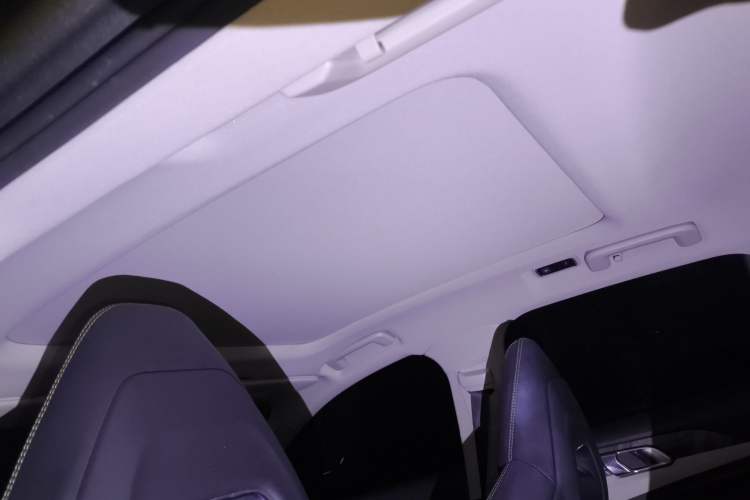 Used Lynk & Co 02 2022 2.0T DCT Shine Plus
