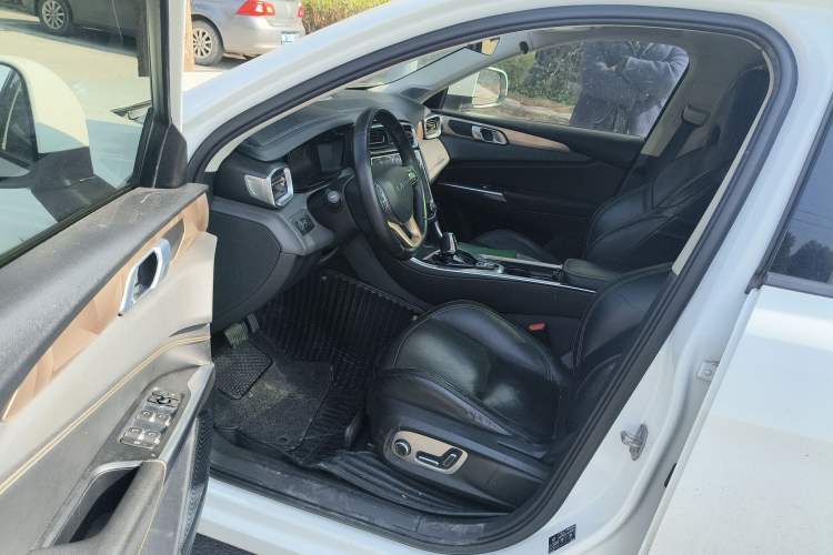 Used Lynk & Co 01 2017 2.0T Two-Wheel Drive Pro Edition