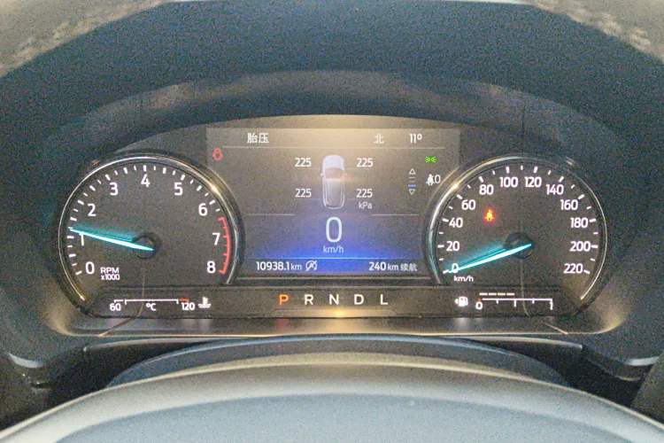 Used Ford Escape 2024 EcoBoost 245 Two-Wheel-Drive Comfort Edition
