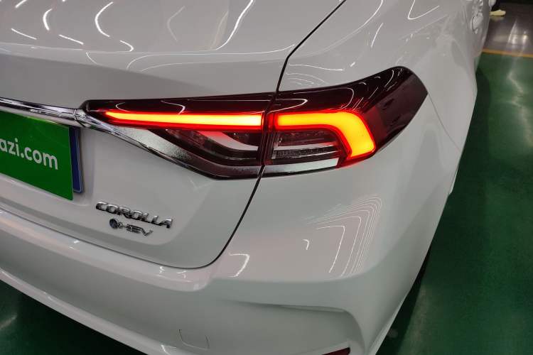 Used Toyota Corolla 2024 1.8L Smart Electric Hybrid Dual-Engine Elite Edition