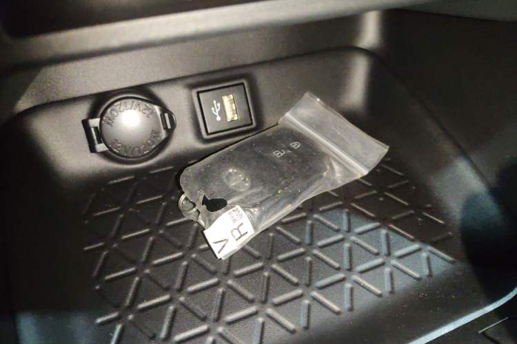 Used Toyota Wildlander 2024 2.0L CVT Two-Wheel Drive Luxury PLUS Edition