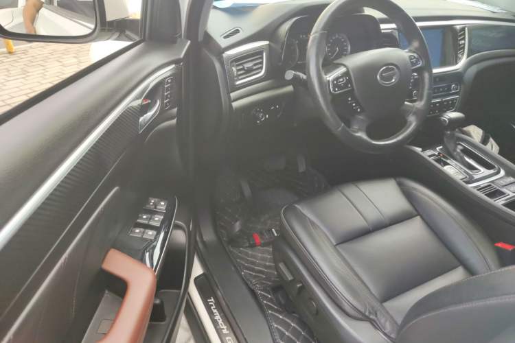 Used GAC Trumpchi GS7 2017 320T Two-Wheel-Drive Luxury Smart Connectivity Model