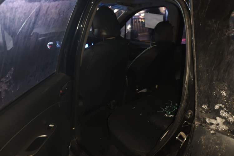 Used FORTHING Joyear X5 2013 1.6L Manual Luxury Model China V Standard Left Rear Seat