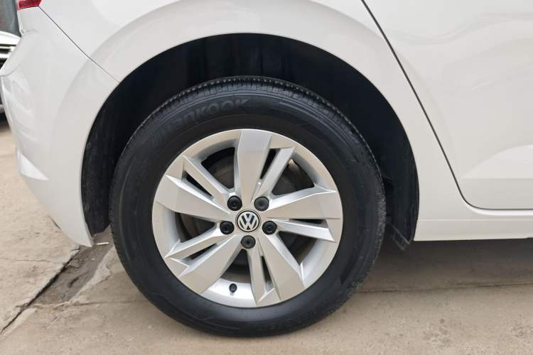 Used Volkswagen Polo 2019 Plus 1.5L Automatic Panoramic Enjoyment Edition Right Rear Wheel Hub