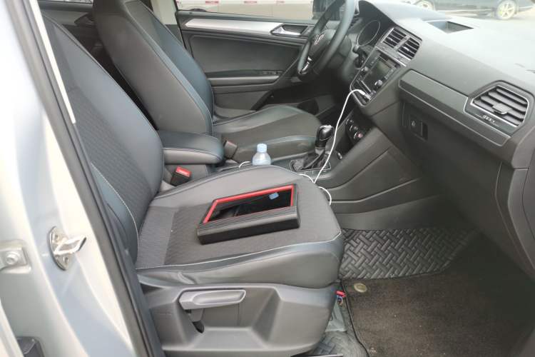 Used Volkswagen Tiguan L 2017 330TSI Automatic Two-Wheel Drive Luxury Edition