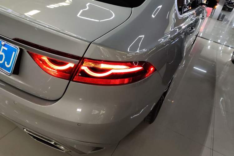 Used Jaguar XFL 2024 2.0T P250 Two-Wheel Drive Prestige Luxury Edition
