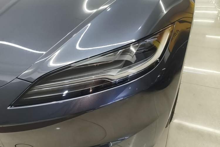 Used Tesla Model 3 2023 Rear-Wheel-Drive Version
