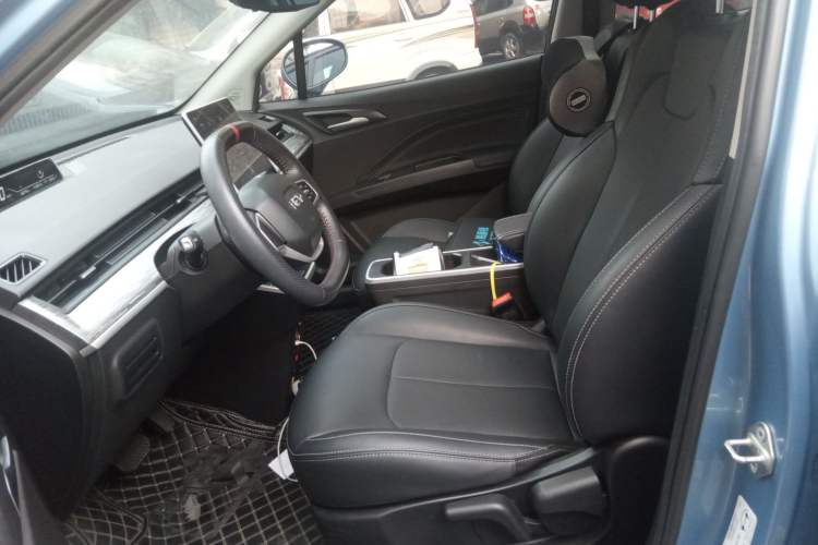 Used NETA V 2022 Chao 300 Lite Lithium Iron Phosphate Left Front Seat