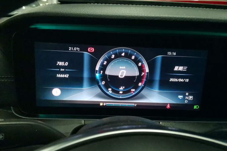 Used Mercedes-Benz E-Class 2017 E 300 L Sport Luxury Edition Instrument Cluster