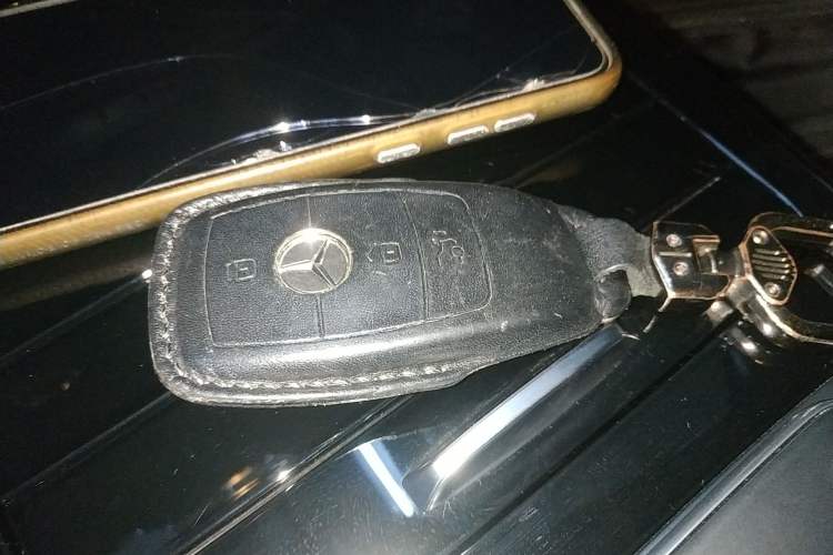 Used Mercedes-Benz A-Class 2022 Revised Version A 200 L Sport Sedan Fashionable Style
