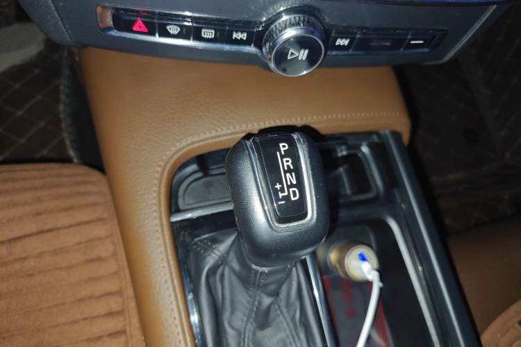 Used Volvo S90 2018 T4 Zhiyuan Edition
