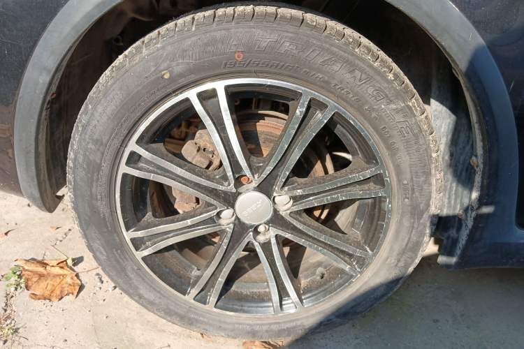 Used Geely Auto Diamond 2014 CROSS 1.5L Automatic Elite Model