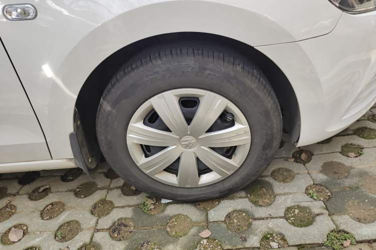 Used Volkswagen Jetta 2015 Value Edition 1.6L Manual Fashionable Style