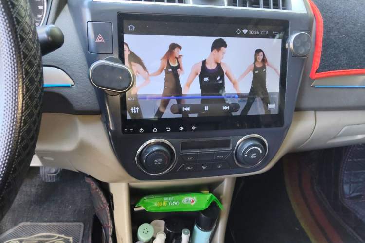 Used Dongfeng Aeolus A60 2012 1.6L Manual Luxury Model Audio And AC Panel