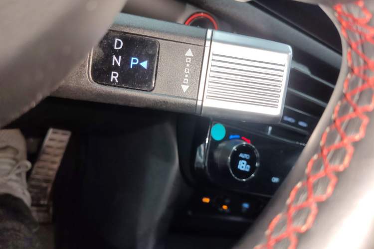 Used Hyundai Tucson 2025 Tucson L 1.5T Elite Edition N-Line Gear Lever