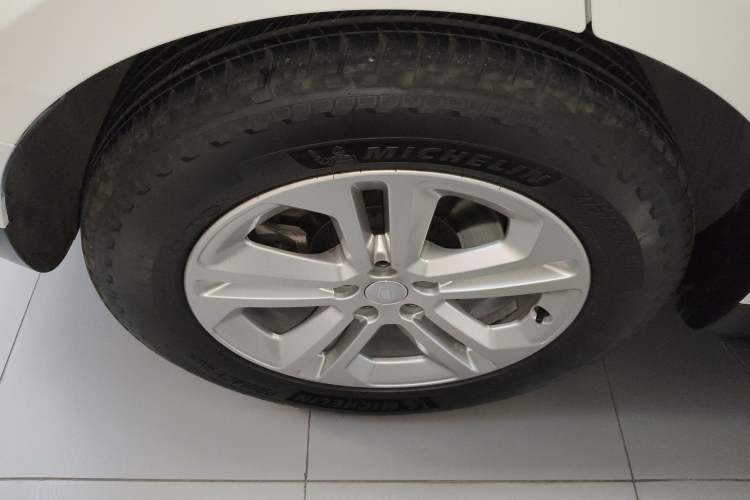 Used Land Rover Range Sport 2024 360 PS S Right Rear Wheel Hub