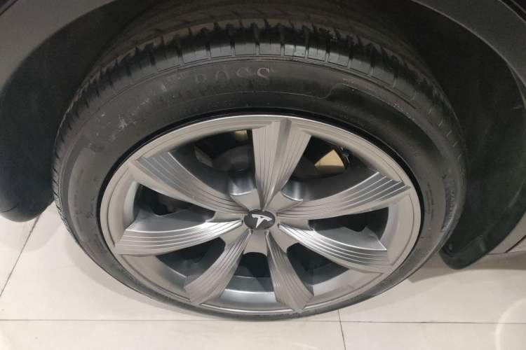 Used Tesla Model Y 2023 Rear-Wheel-Drive Version