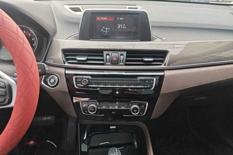 Used BMW X1 2018 sDrive18Li Luxury Model