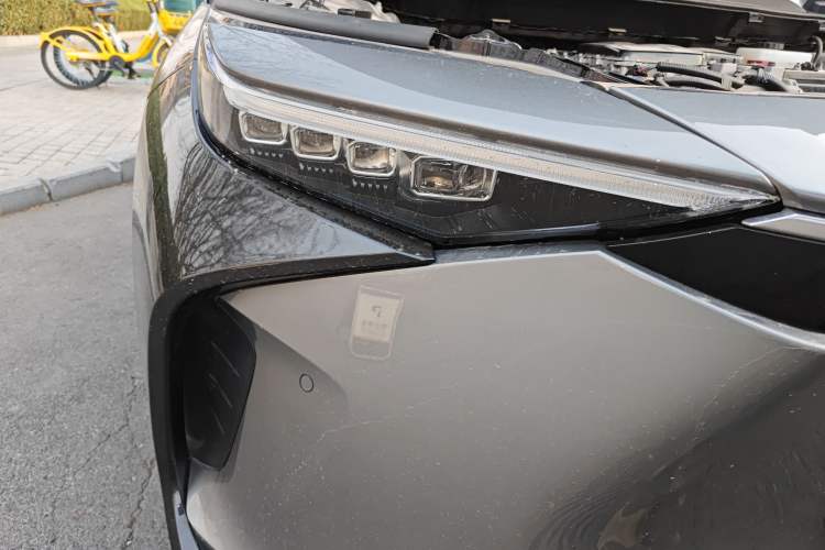 Used Toyota GAC bZ4X 2022 Long-Range Pro Right Front Headlight