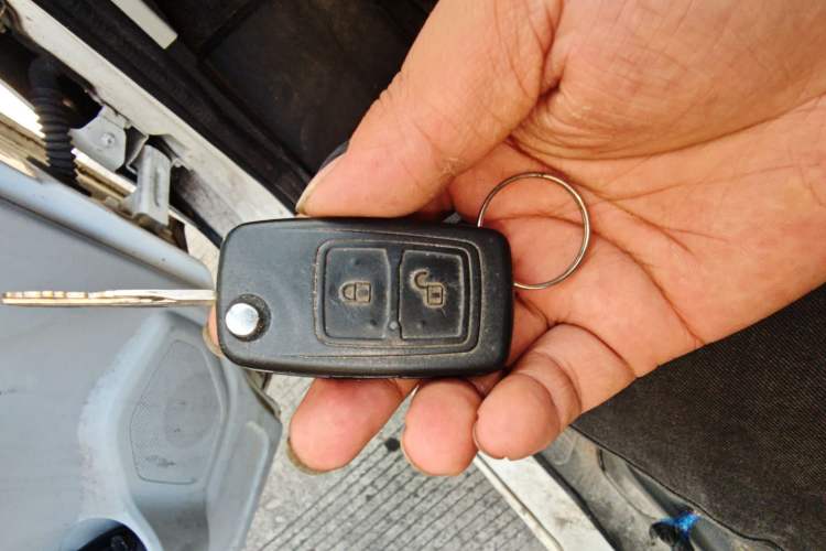 Used Karry Youyou EV 2022 SQR5037 Comfort-Style Van
