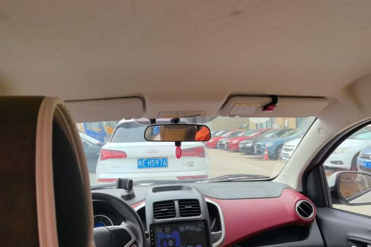 Used Changan Benni 2015 1.4L IMT Luxury Model China V Standard
