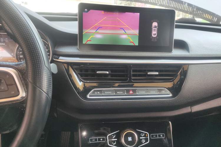 Used Hongqi H5 2019 30TD Dynamic Edition
