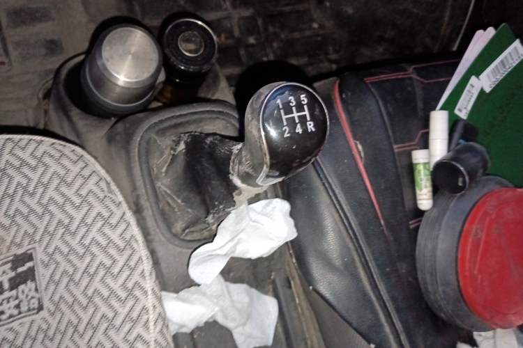 Used CHANGAN KAICHENG Ruixing M80 2021 1.6L Comfort Version 2-Seater Single-Steaming Air Conditioner China VI Standard Flat Roof Dual-Swing Doors – DAM16KR
