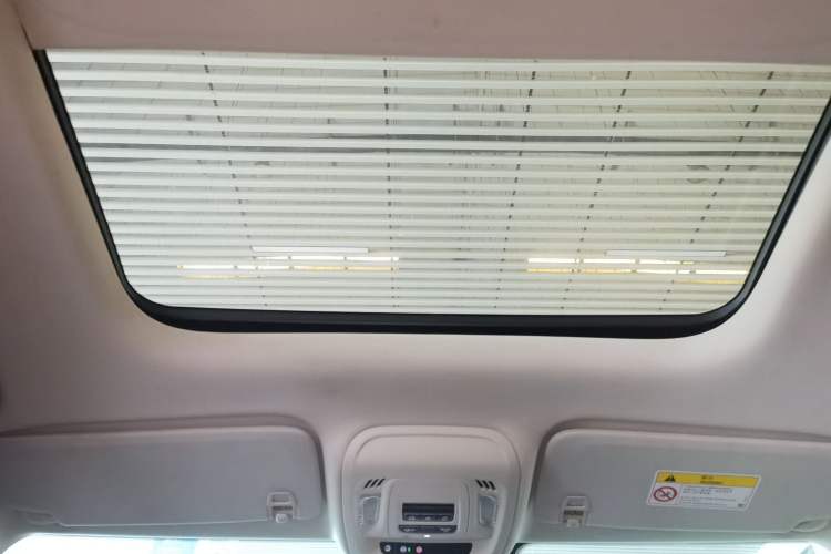 Used Buick Envision 2022 Encore Plus 652T Five-Seat Luxury Model