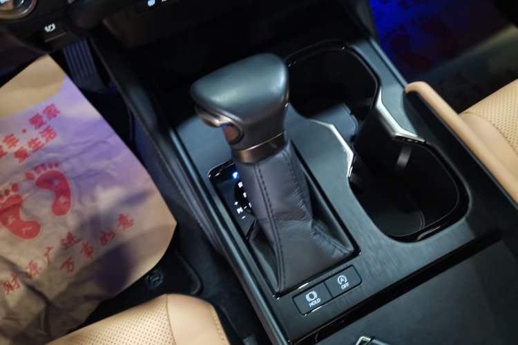 Used Lexus ES 2022 200 Excellence Edition