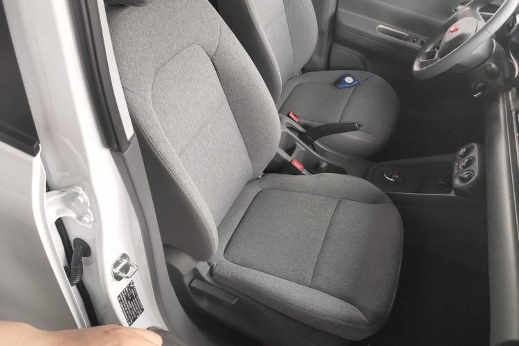 Used Wuling Hongguang New Energy 2025 Extended-Range Hybrid 50KM Comfort Version