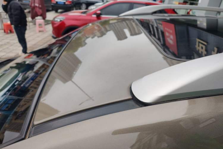 Used Chevrolet Captiva 2015 2.4L 4x4 Flagship Edition 7-Seater