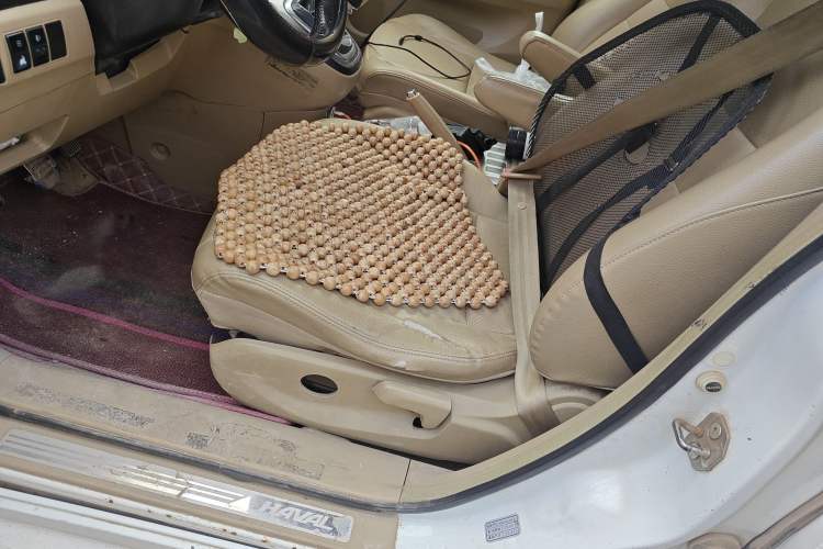 Used Haval H6 2011 Green Silence 2.0T Manual Two-Wheel Drive Elite Model