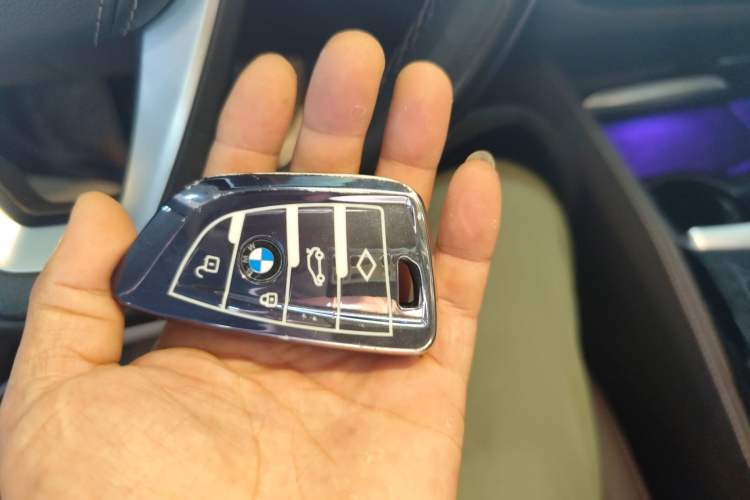 Used BMW 5 Series 2019 525Li Luxury Package Vehicle Key