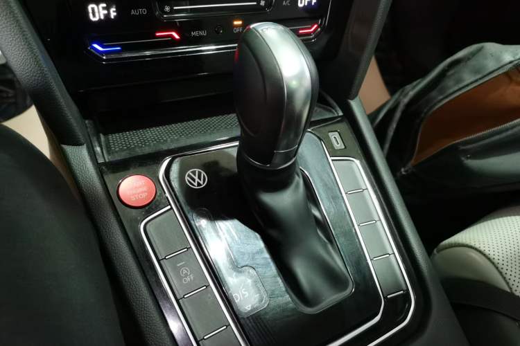 Used Volkswagen Magotan 2023 2 Million Units Commemorative Edition 330TSI DSG Luxury Version