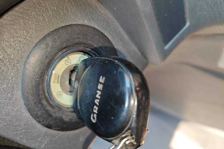 Used Jinbei Express 2017 2.0L Classic Version V19
