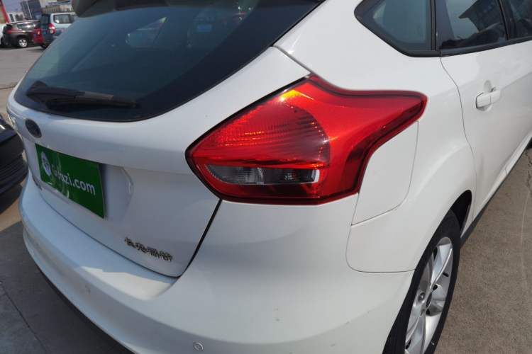 Used Ford Focus 2017 Hatchback 1.6L Automatic Comfort Plus SmartDrive Edition