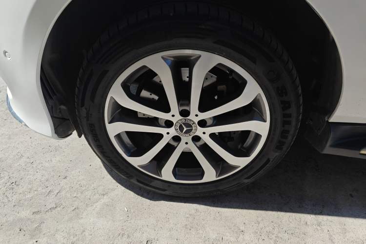 Used Mercedes-Benz GLE 2018 GLE 320 4MATIC Dynamic Edition Collector's Edition
