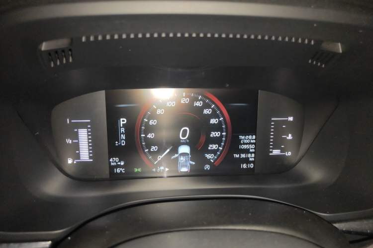 Used Volvo XC60 2019 T5 4x4 Smart Edition China VI Standard
