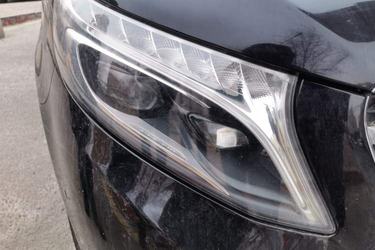 Used Mercedes-Benz V-Class 2016 V 260 Avantgarde Edition