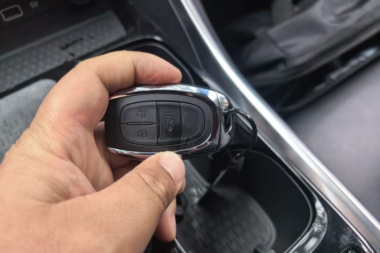 Used SAIC MAXUS G50 2023 PLUS 1.5T Happiness-Recommended Automatic Escort Edition
